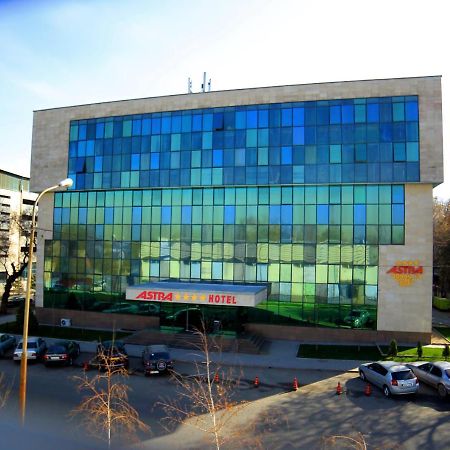 Astra Hotel Almaty Exterior foto