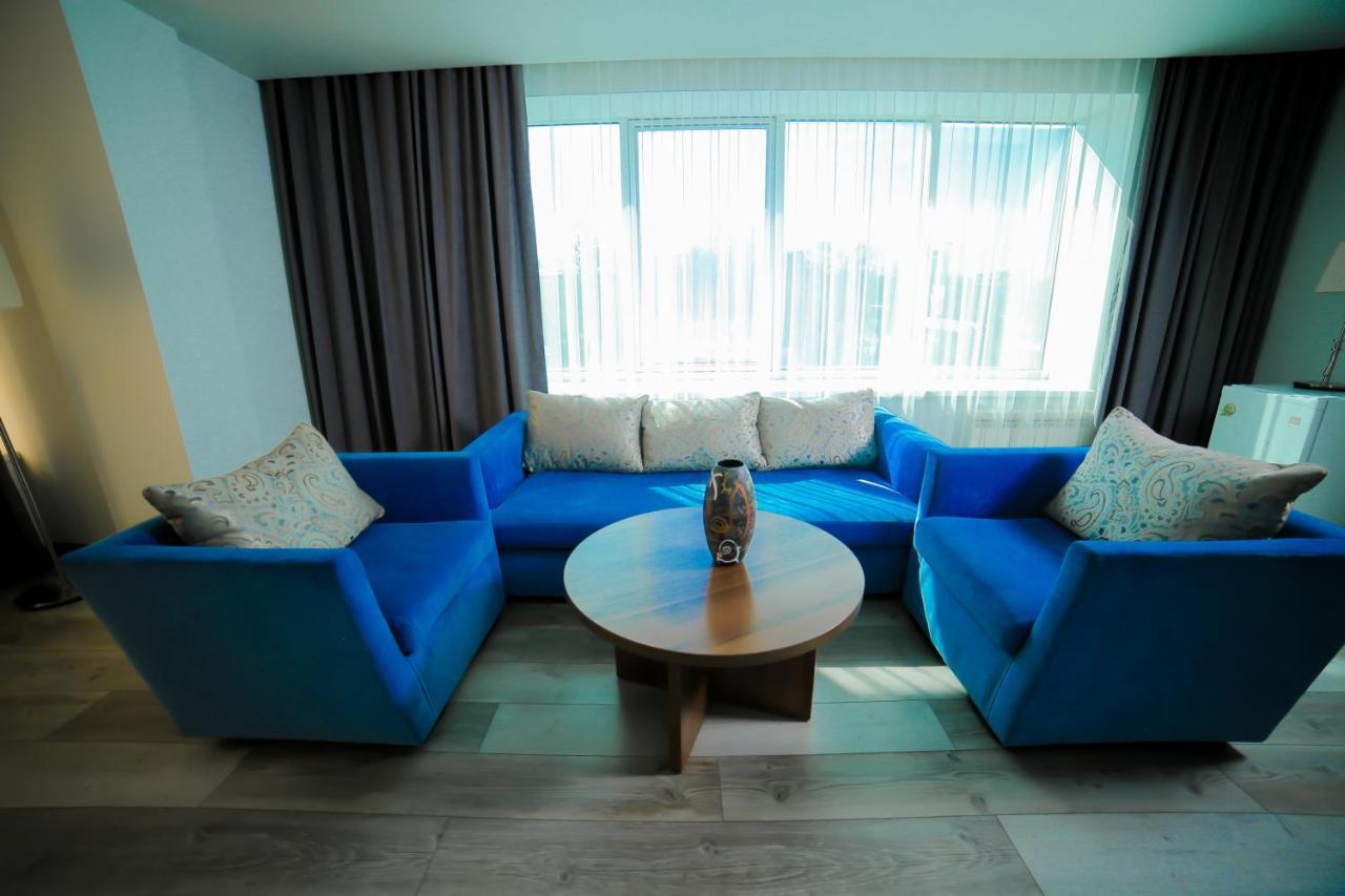 Astra Hotel Almaty Exterior foto